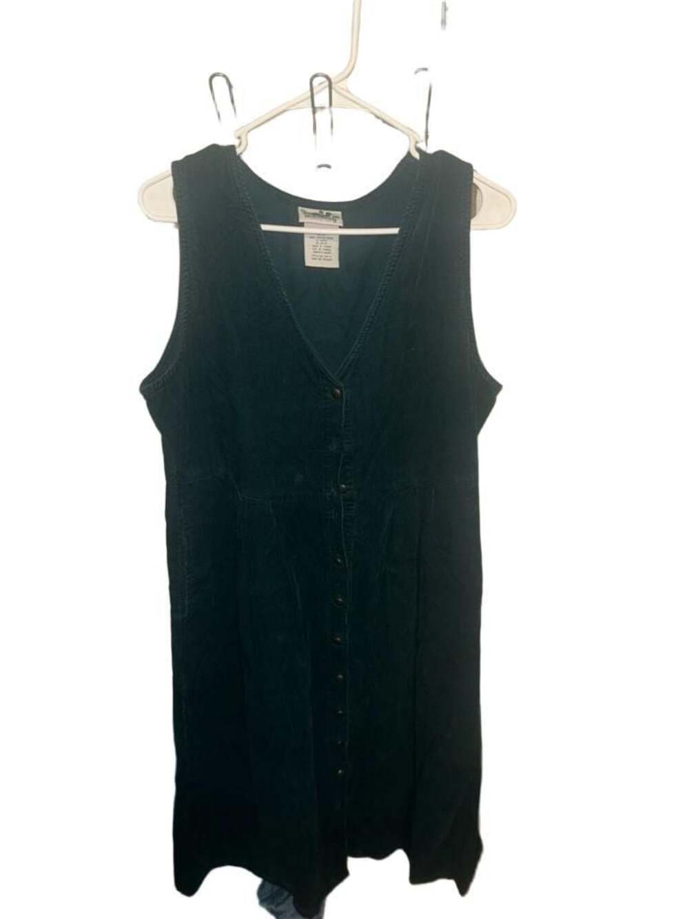 Northern Reflections Vintage Dark Green Corduroy Button-Front Sleeveless Maxi Dr